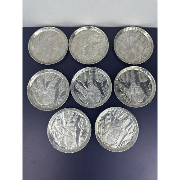 VTG Everlast Hand Forged Aluminum Metal Coasters Raised Floral Tulips. Set of 8 - Picture 1 of 3